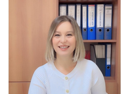 Hemşire Bahar ÖZÇAVDAR